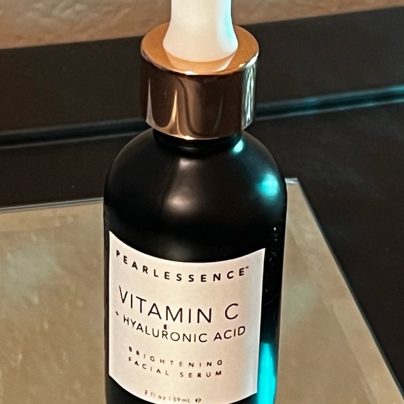 Pearlessence Vitamin C & Hyaluronic Acid Brightening Facial Serum brand new 2 oz - Picture 3 of 7
